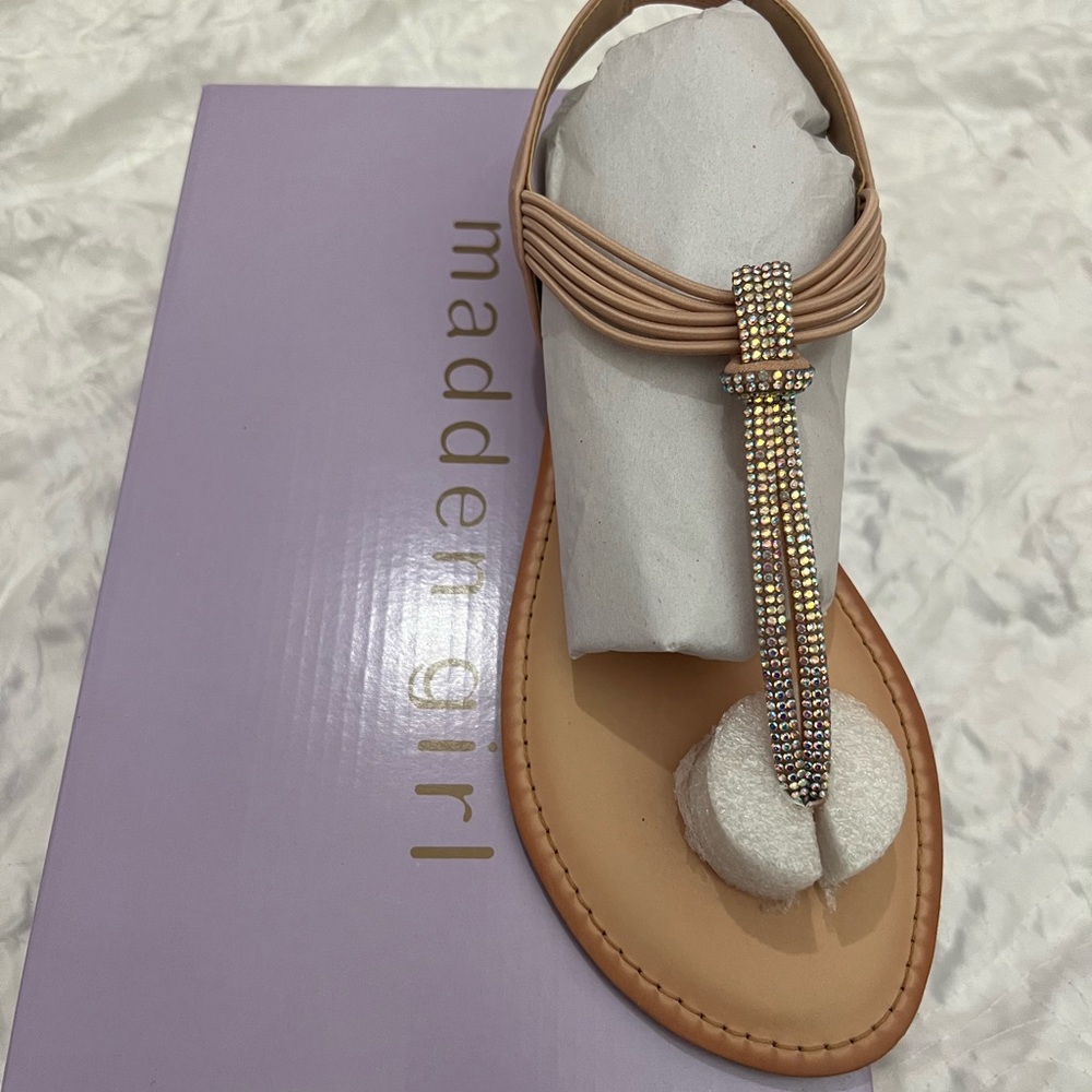 NEW in box Madden Girl size 9 sandals